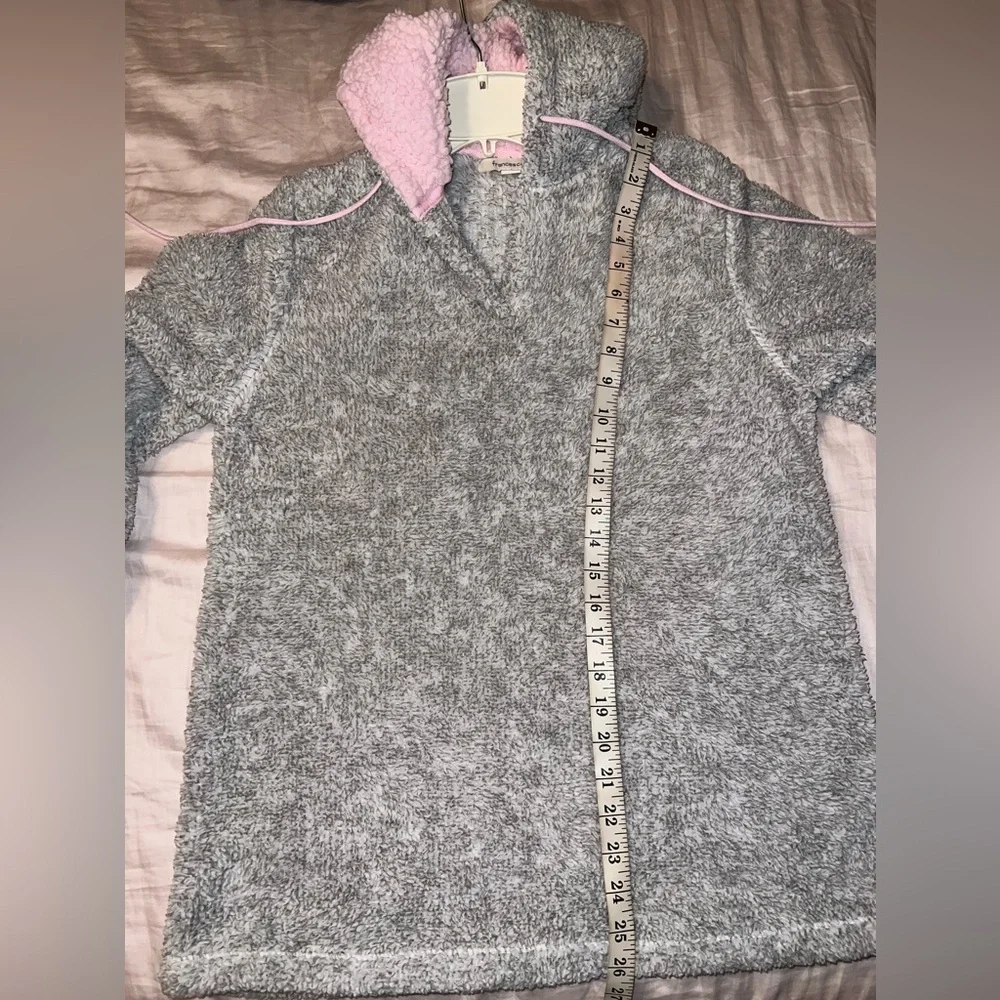 Francesca’s Cozy Fuzzy Pajama Lounge Set Grey Pink Pom Pom Hoodie Size M/S